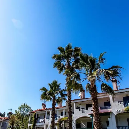 Aegean - Pool, 5 Min. Walk To The Beach Daire