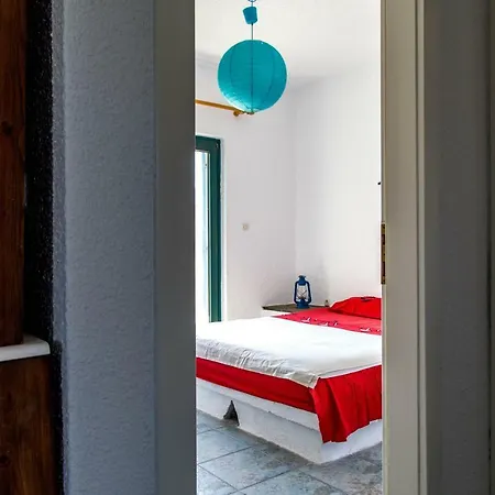 Aegean - Pool, 5 Min. Walk To The Beach Appartement
